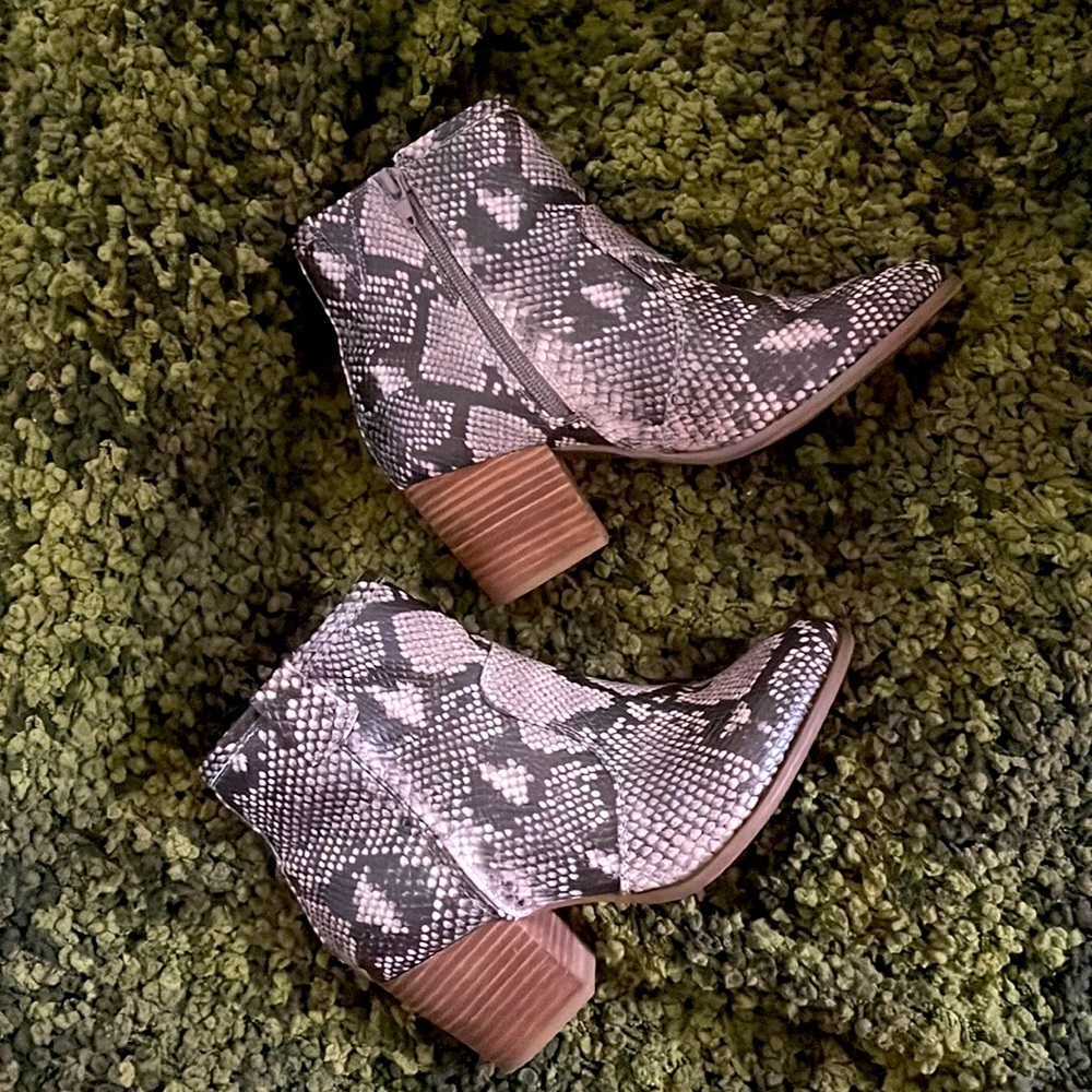 Carlos Ankle Bootie